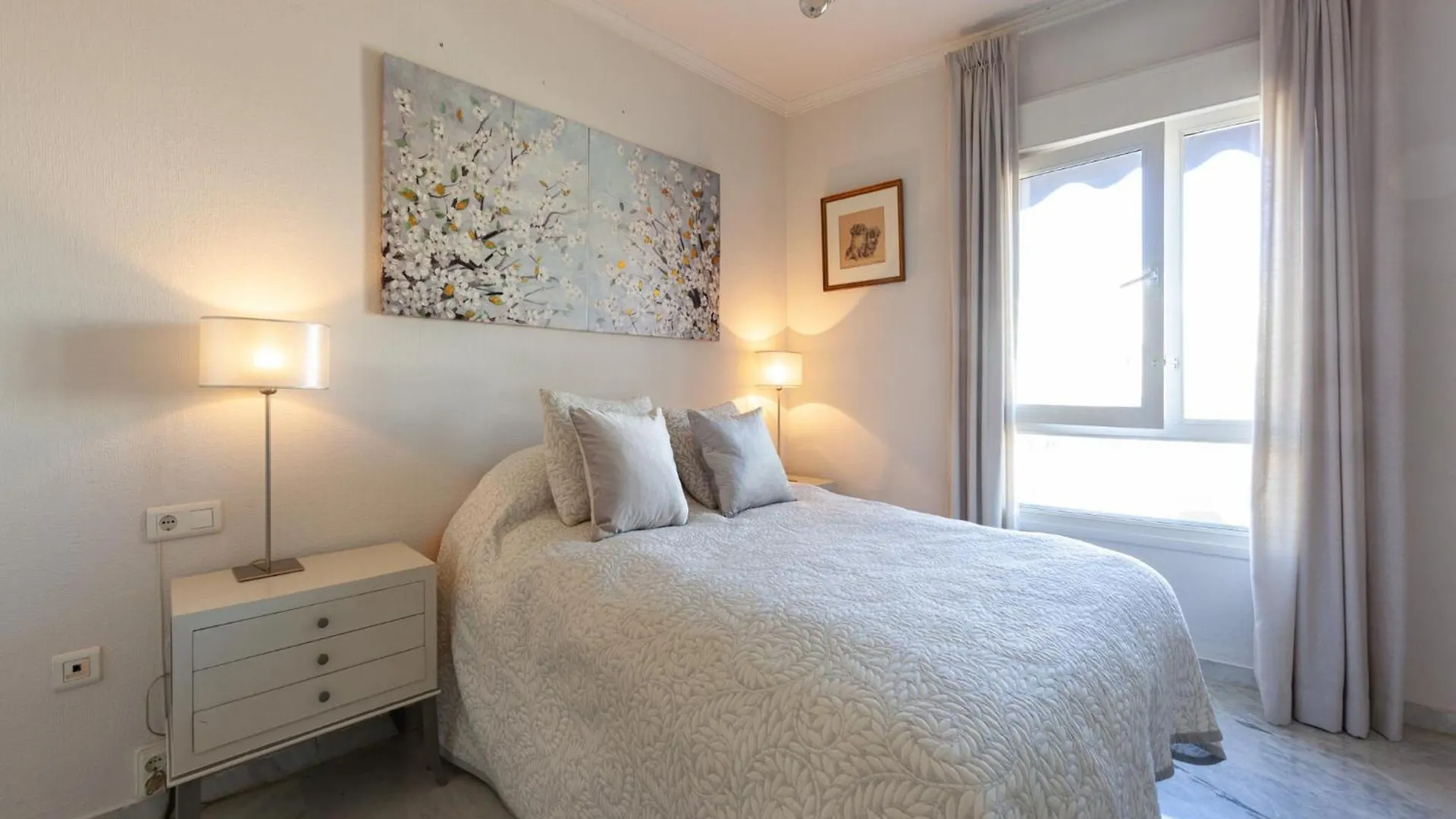 Beautiful Apartment With View Marbella